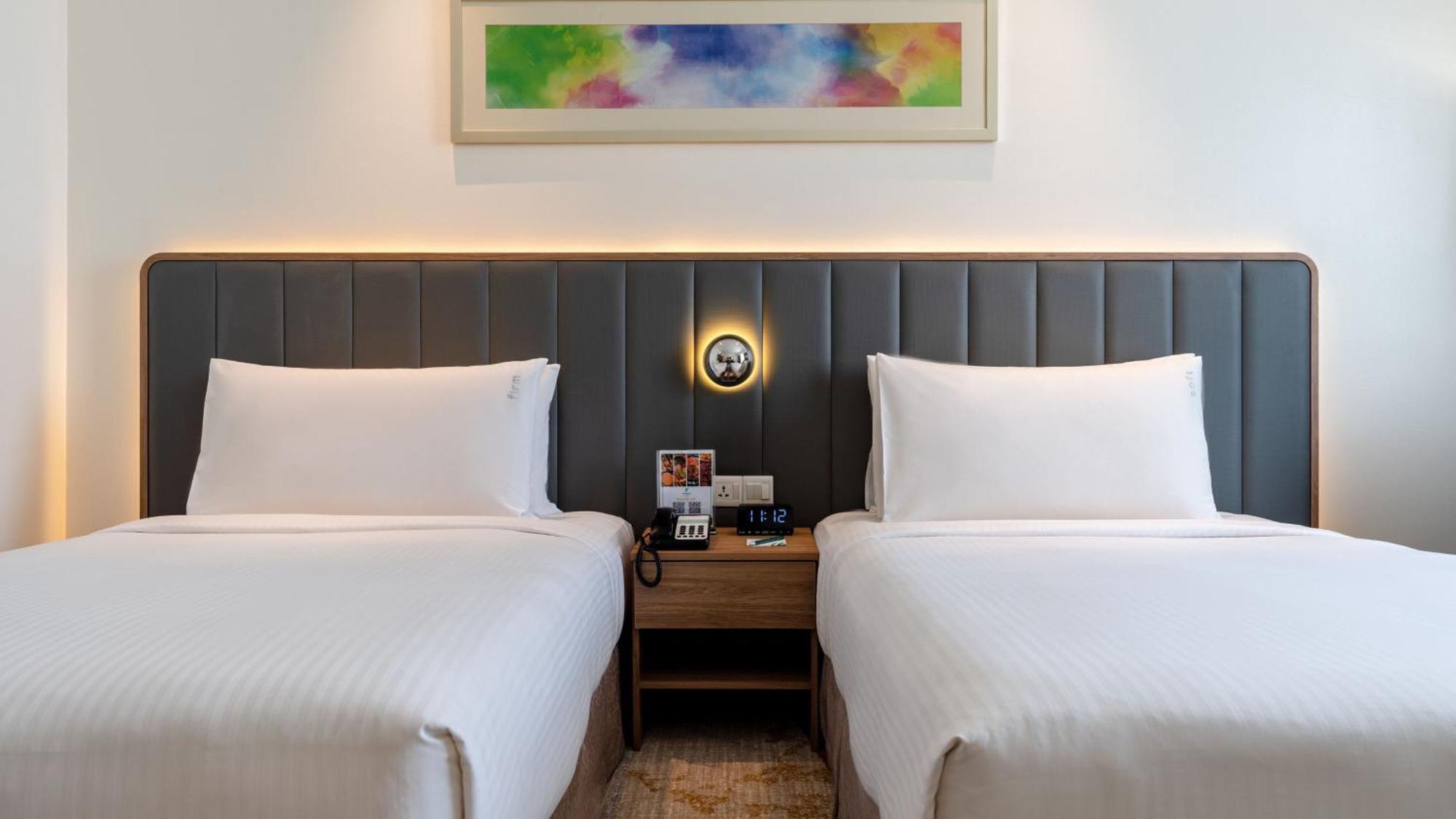 By Ihg Hotel 5*