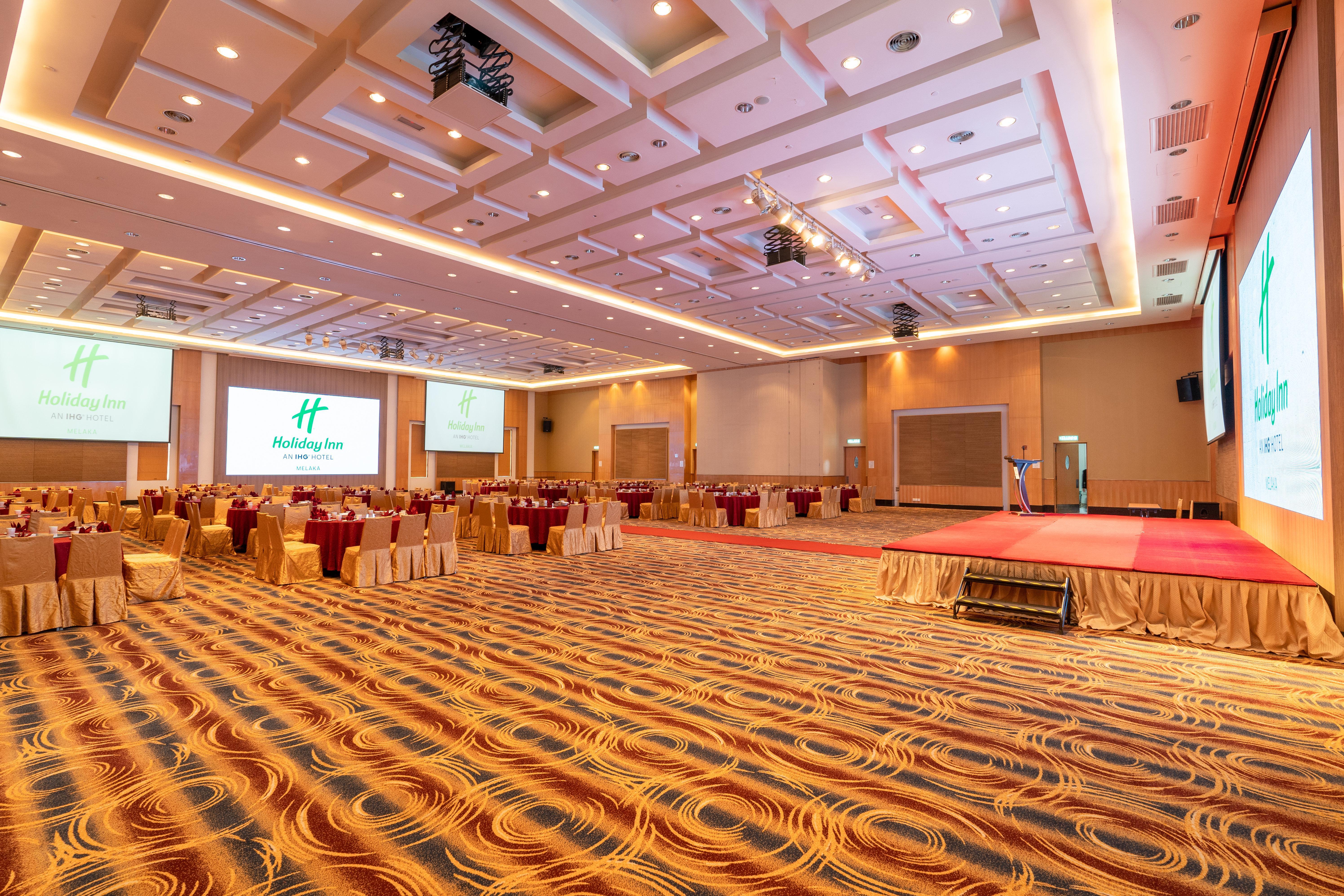 Hotel By Ihg