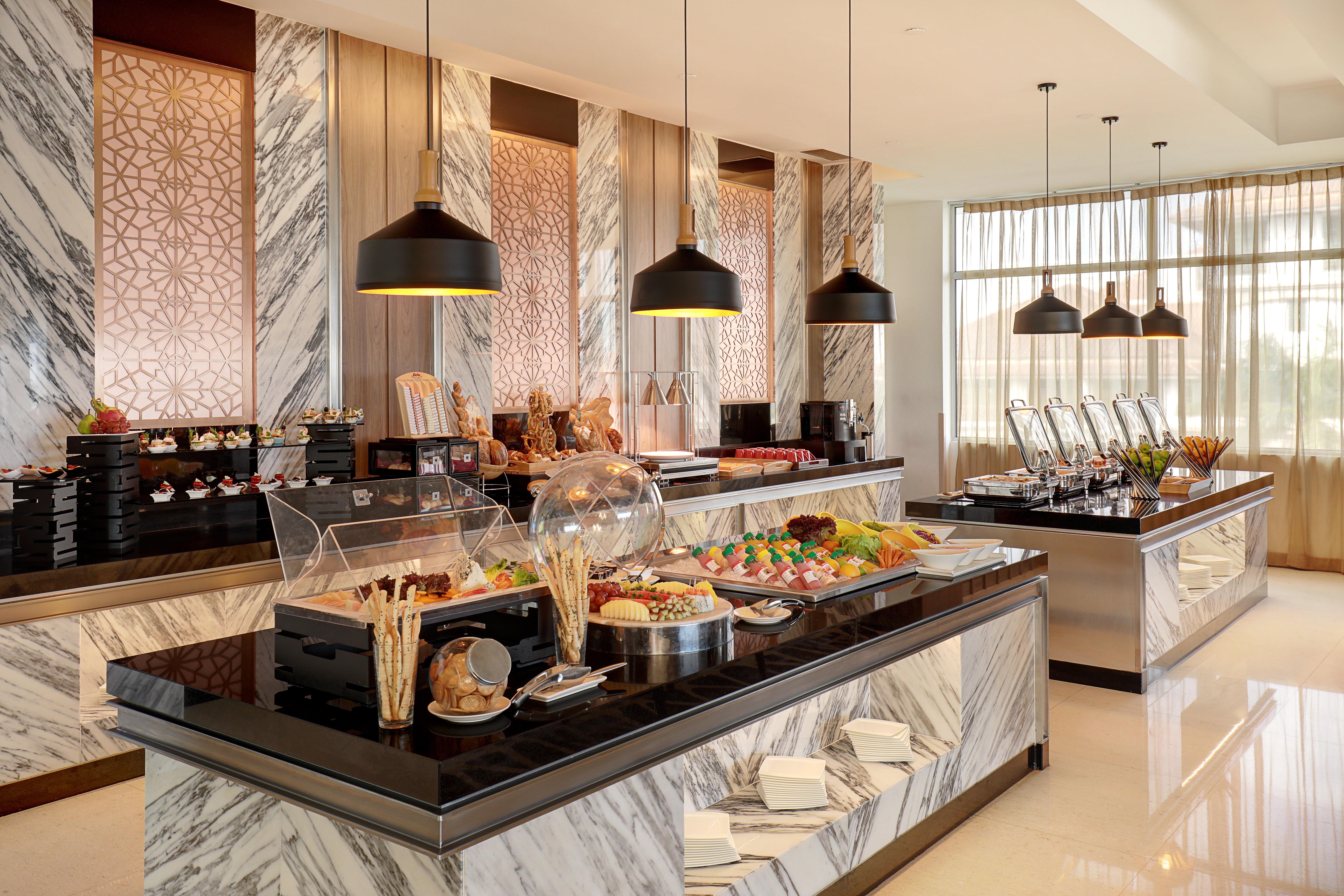 By Ihg 5*